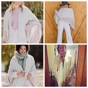 SiiZU poncho wrap, cream with taupe and blush